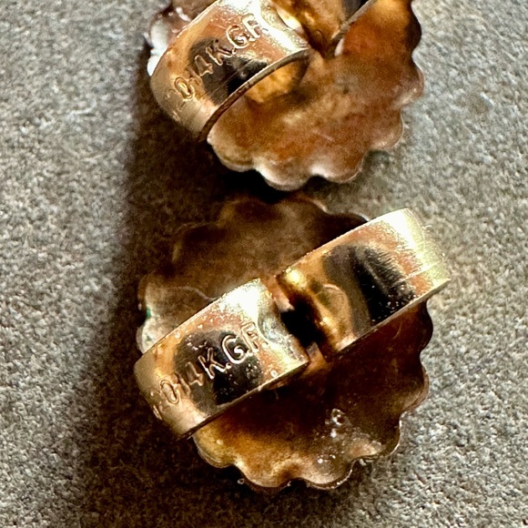 Milky Quartz, Jadeite & Gold Studded Earrings. - Picture 6 of 6